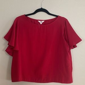Women’s Cropped Raspberry Colored Blouse